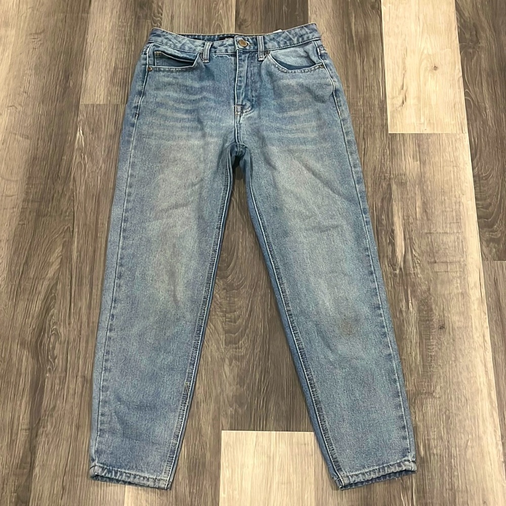 Blue notes high rise mom jeans